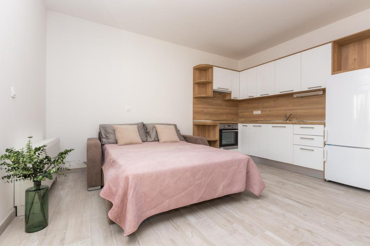 Apartmani Villa Paulo Стариград-Паклениця Екстер'єр фото