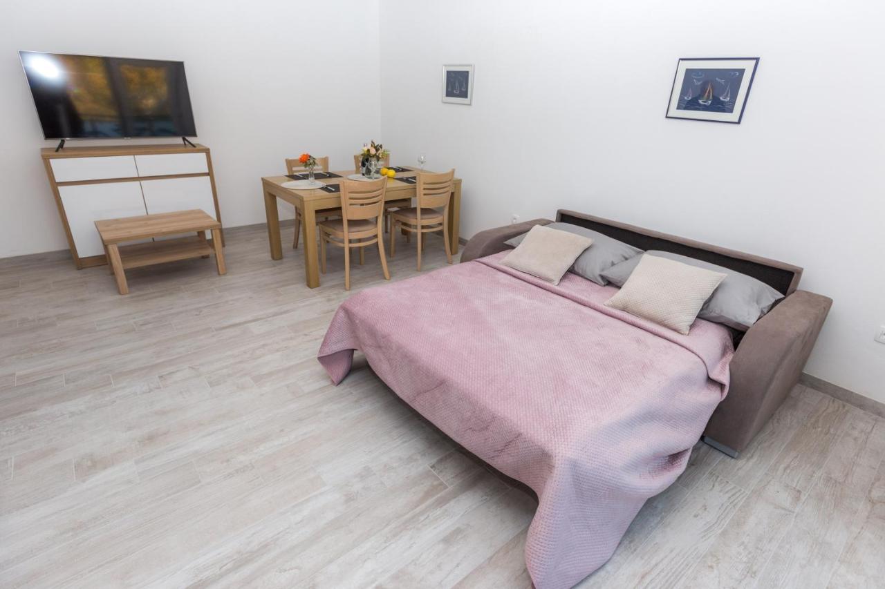 Apartmani Villa Paulo Стариград-Паклениця Екстер'єр фото