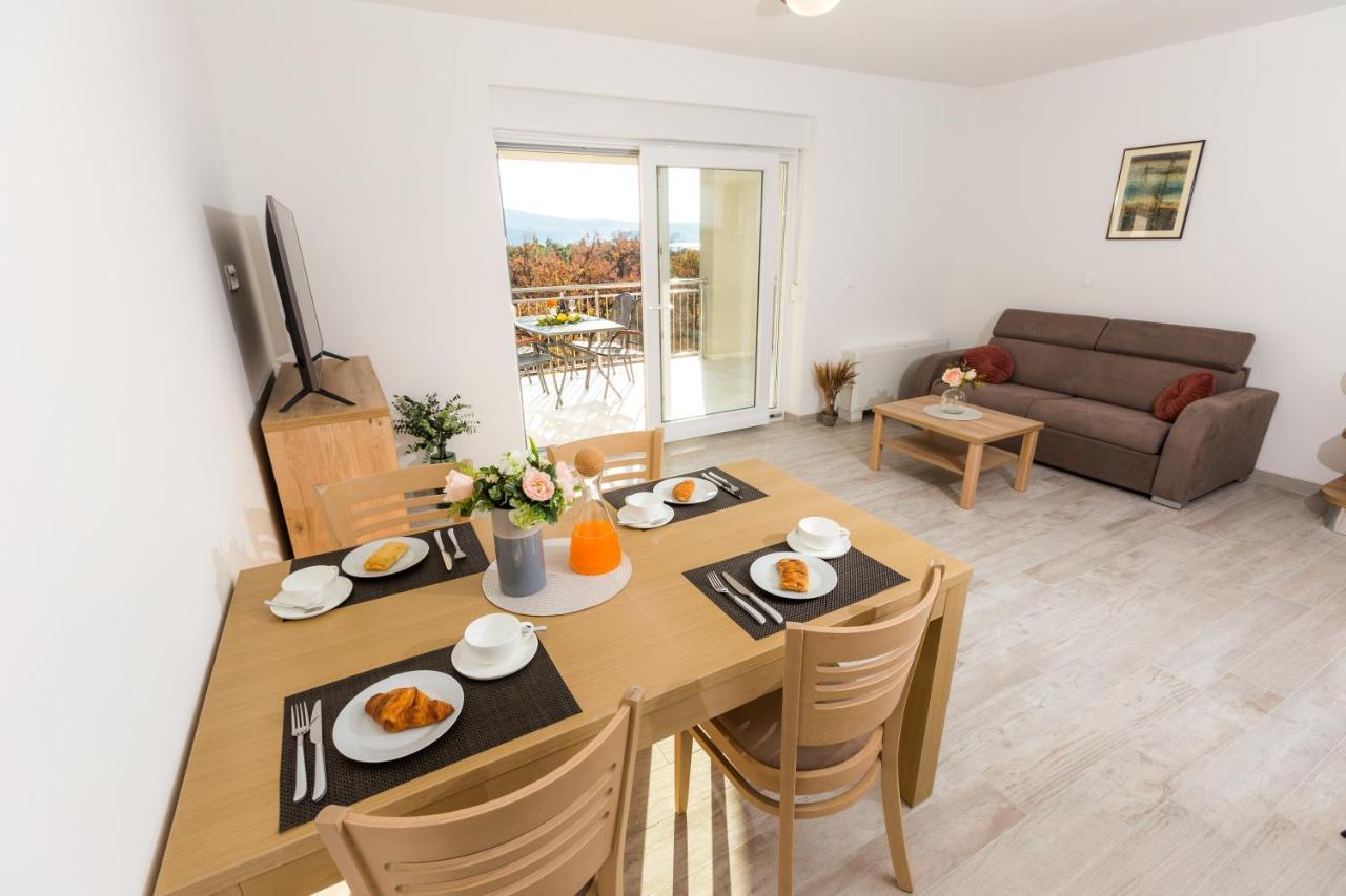 Apartmani Villa Paulo Стариград-Паклениця Екстер'єр фото